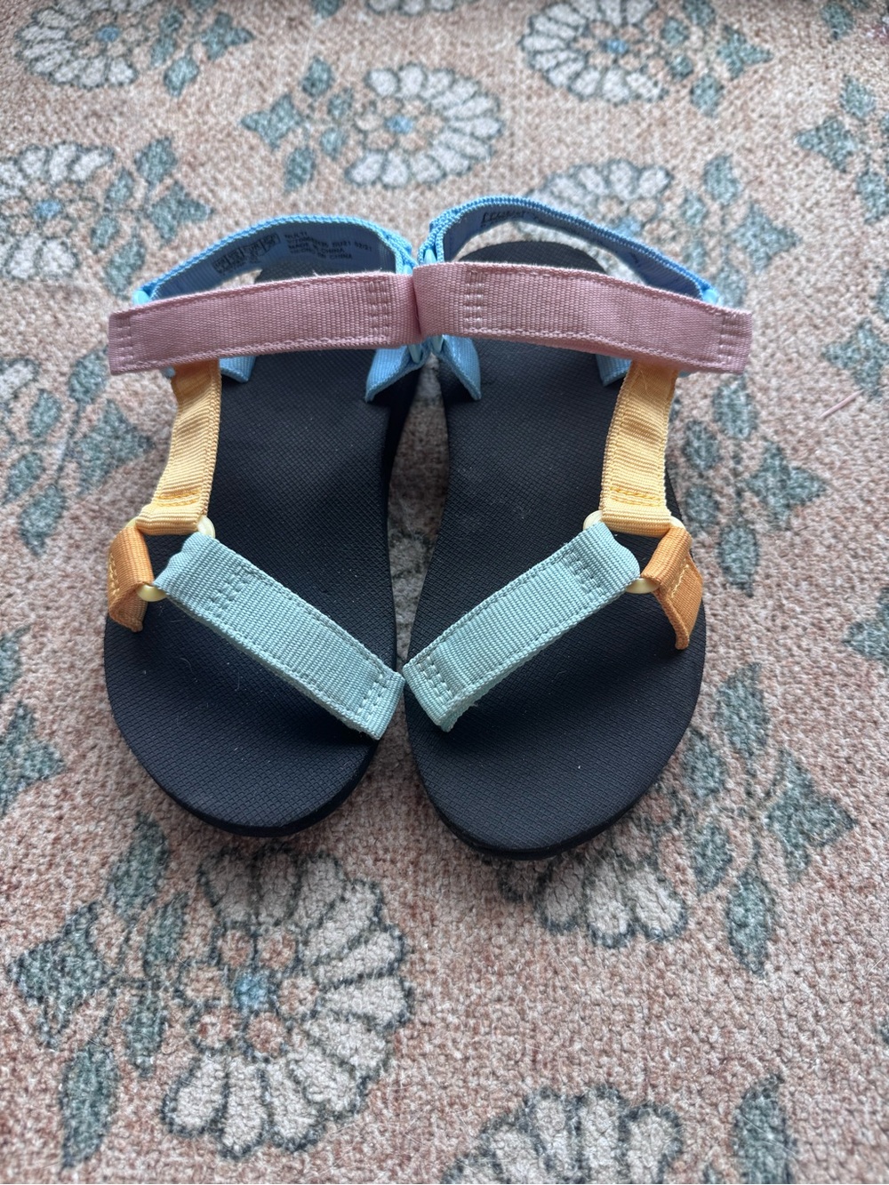 GAP Kids Colorblock Strap waterproof Sandals youth girls size 1